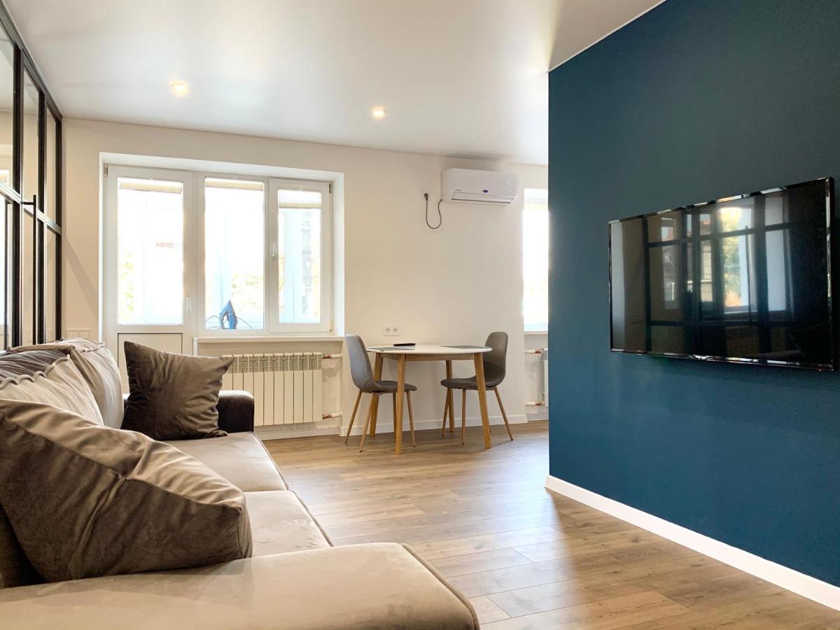 Navy City Center Apartment Двокімнатні Апартаменти В Центрі Міста Połtawa Zewnętrze zdjęcie